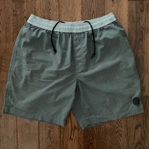 Men’s Chubbies Gray Running Shorts Medium 7” inseam